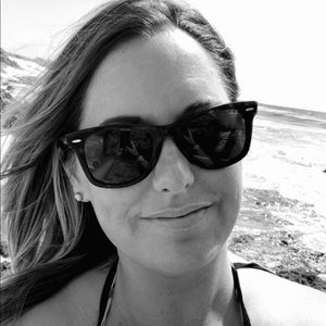 Meet your Posher, Carly